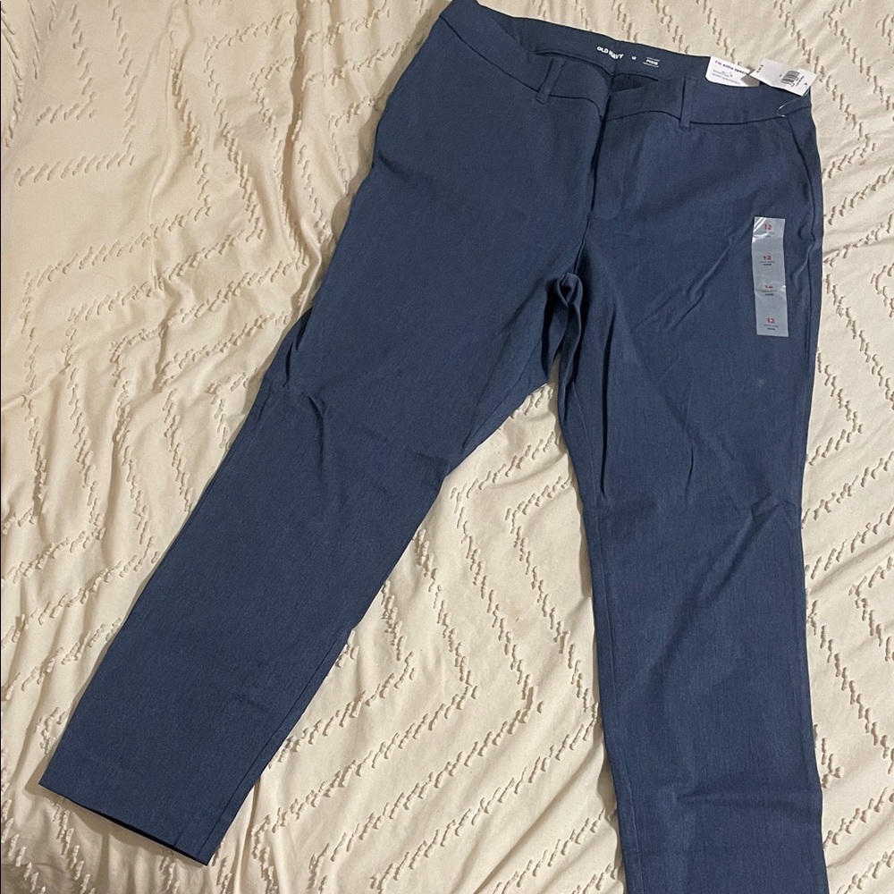 Old Navy women’s Navy pixie Dress Pants